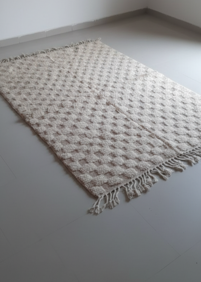 Perfect Rug for Living Room – White cream Checkered Carpet | Area rug 4.6’ × 6.7’ (140 × 205 cm) Neutral Beige & Cream | Boho Rugs , Scandinavian & Minimalist bedroom Rug