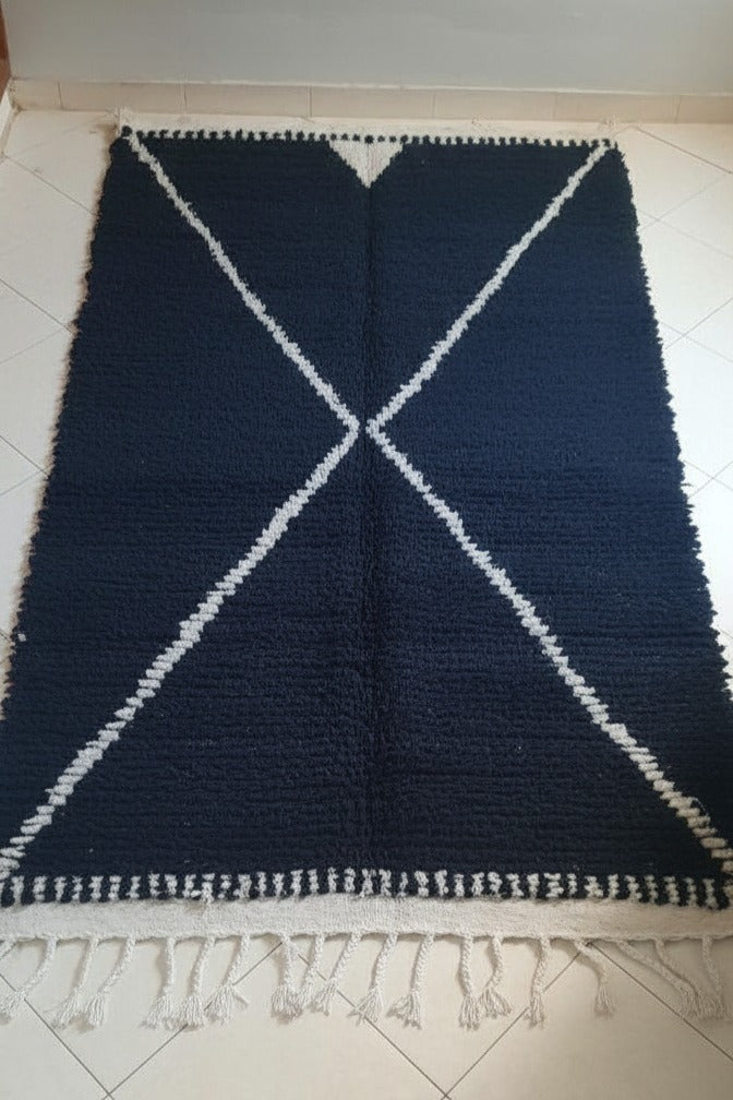 Charming Black Moroccan Rug , Simple & Clean Wool Area Rug – Handmade Black with White Lines Berber Pattern | 4.8 x 7.5 ft (1.45 x 2.3 m) | Modern Boho Living Room, Bedroom & Hallway Rug